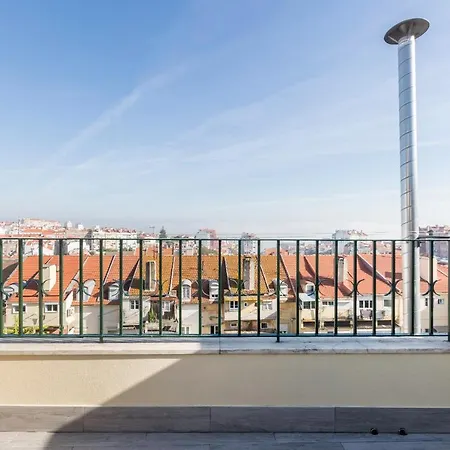 Graca Square Heritage By Tram 28 By Nestatlisbon Lisboa