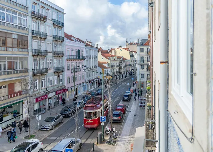 Graca Square Heritage Apartments By Tram 28 Lisbon