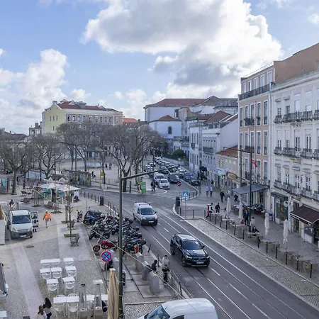 Апартаменты Graca Square Heritage By Tram 28 By Nestatlisbon *